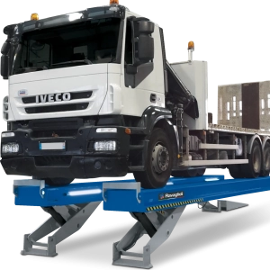Commercial vehicle scissor lift RAV825.6I